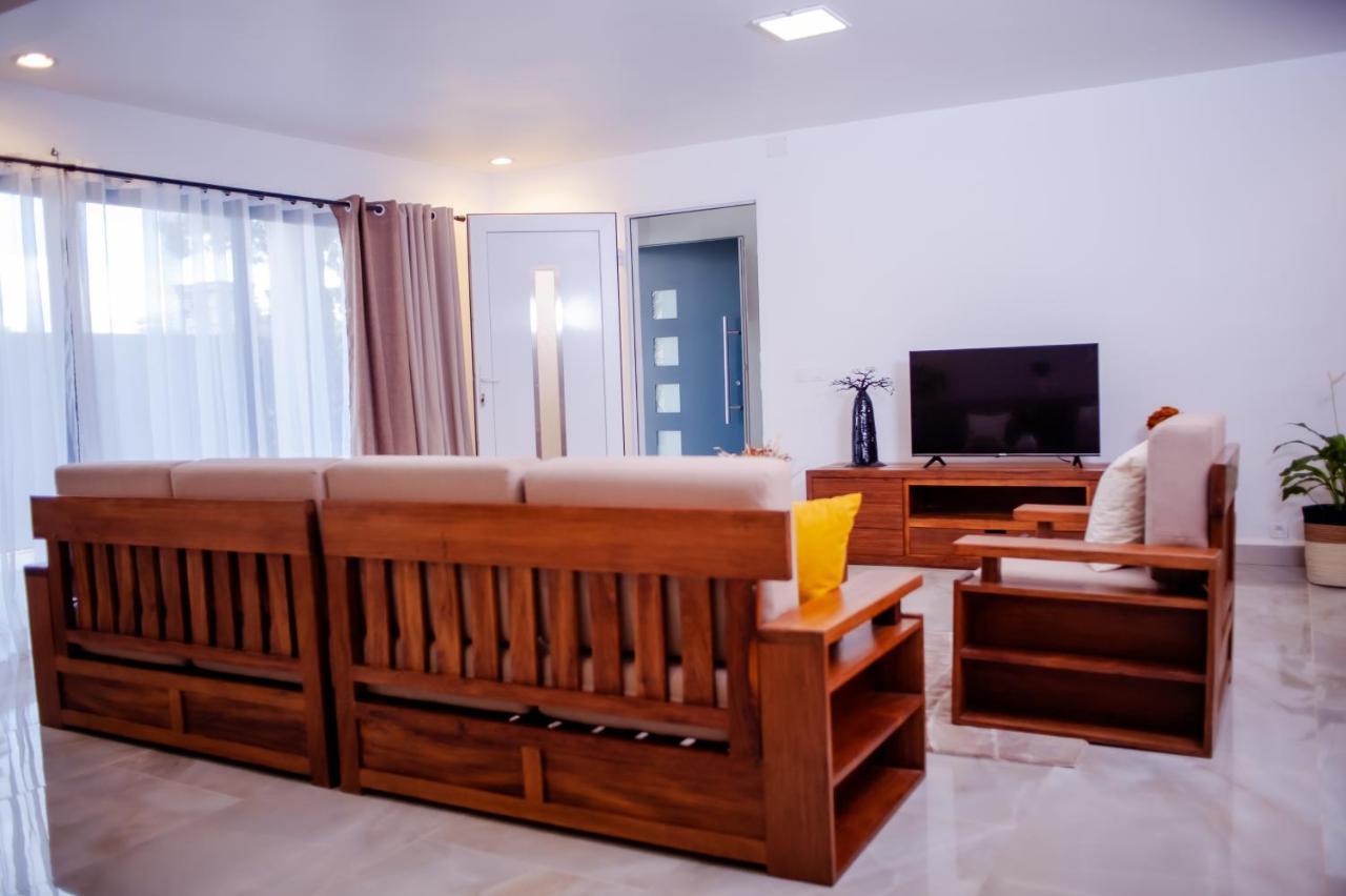 Ampifitia Guest House Antananarivo Exterior photo